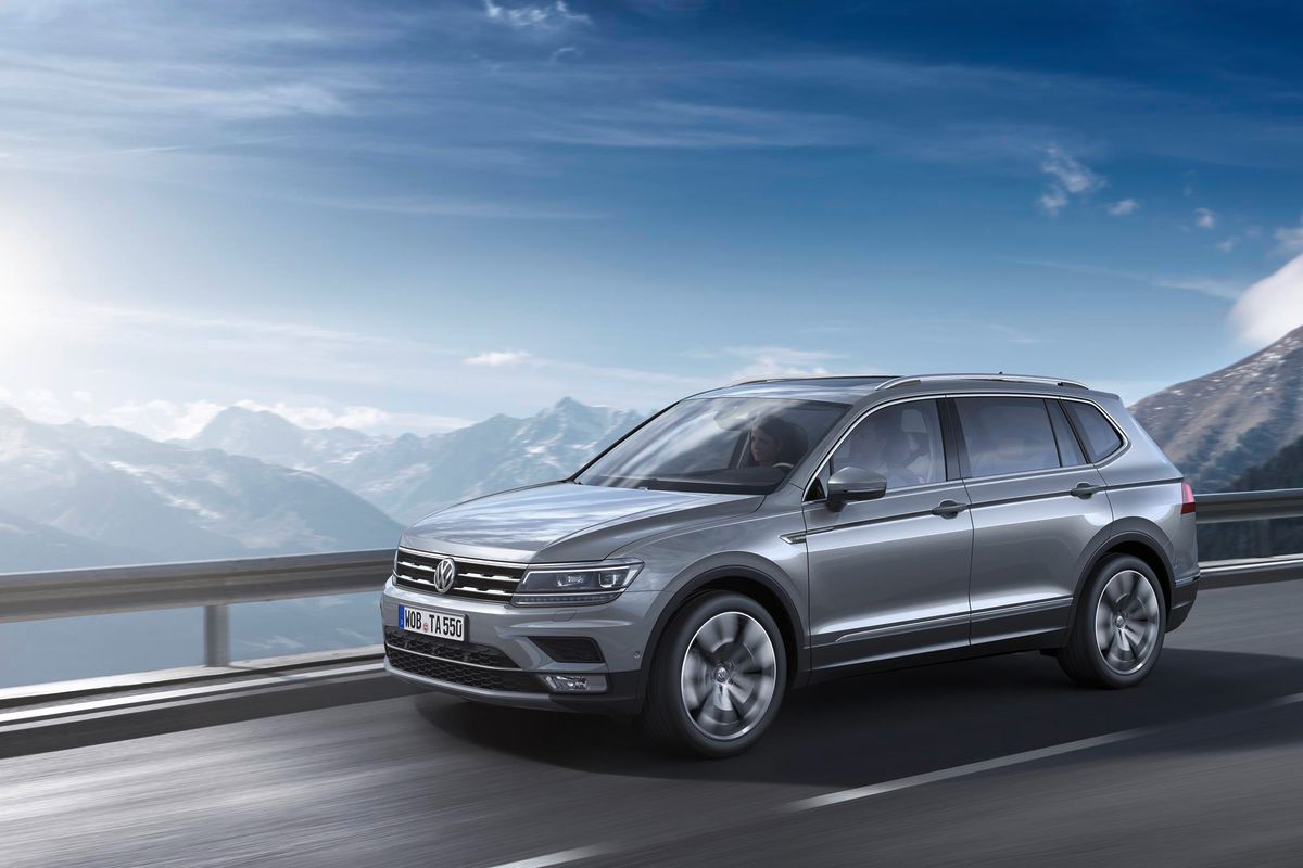 Volkswagen Tiguan Allspace (2017) - jeszcze większy i praktyczniejszy