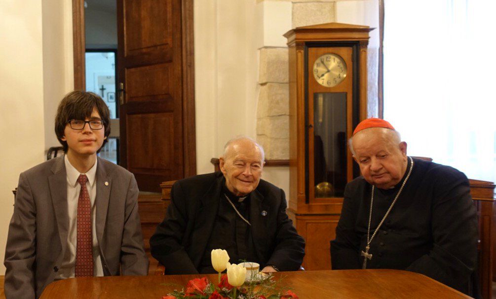 Edmund Janniger na spotkaniu z kard. Stanisławem Dziwiszem.