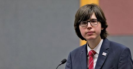 "Ministrant Obrony Narodowej". Edmund Janniger znowu na ustach internautów