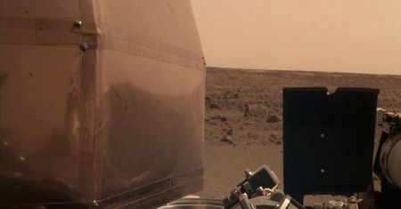 Selfie z Marsa. NASA publikuje pierwsze zdjęcie