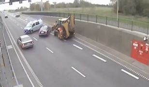 Sześciu rannych policjantów i rozbity samochód. Kierowca za wszelką cenę próbował uciec