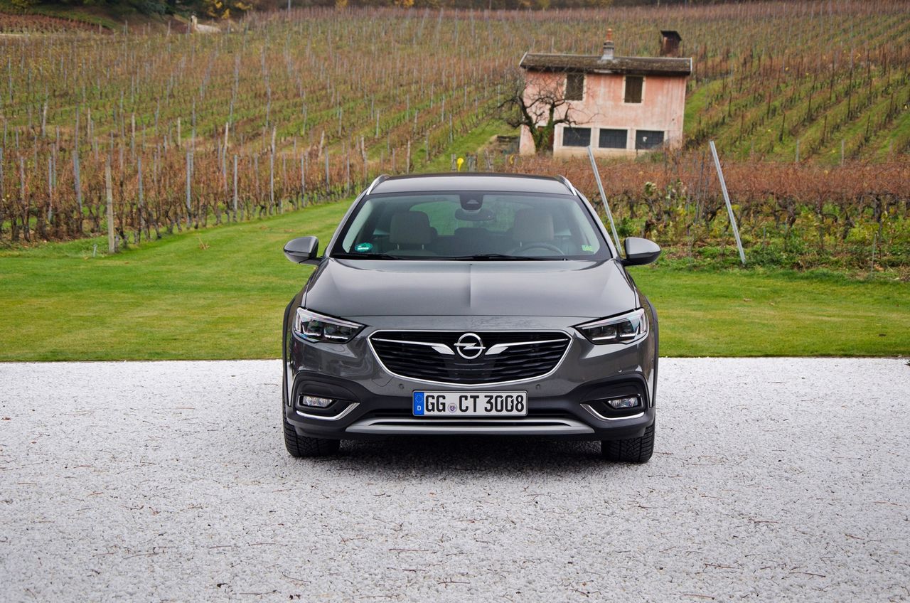 Opel Insignia Country Tourer (2018) - zdjęcia