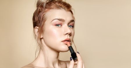 Jaki makijaż będzie modny w 2018 roku? Szukamy inspiracji