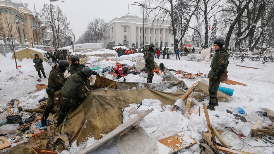 Miasteczko namiotowe przy ulicy Hruszewskiego w Kijowie 