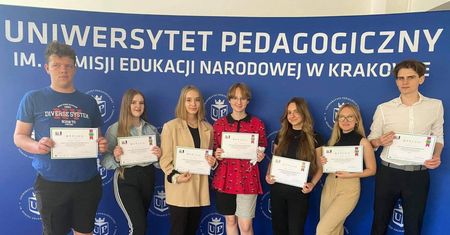 Uczniowie „Nafty” najlepsi w kraju
