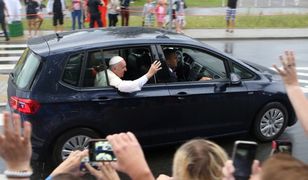 Samochody papieża Franciszka na aukcji