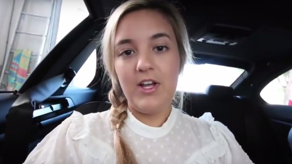 Pokazała, jak działa iPhoneX