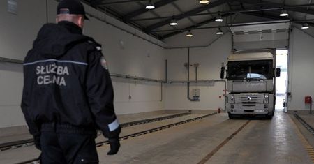 Przed Euro na wschodniej granicy przybędzie celników