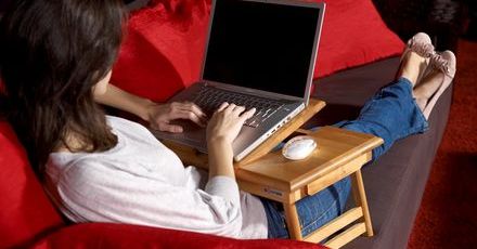 Pomysł na prezent - stolik pod laptop