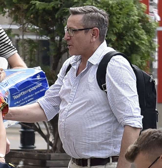 Andrzej Sołtysik na spacerze z rodziną