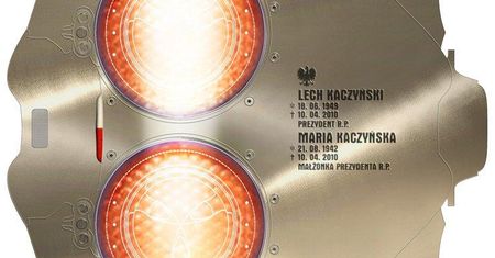 96 słupów światła przed Pałacem Prezydenckim - zdjęcia