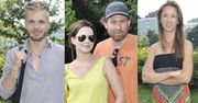 Tomasz Ciachorowski w szarych martensach, Katarzyna Ankudowicz we wzorzystej sukience, a Marcin Perchuć w towarzystwie żony