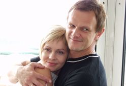 Weronika Marczuk i Cezary Pazura nie rozstali się w pokoju. Teraz oboje są szczęśliwi
