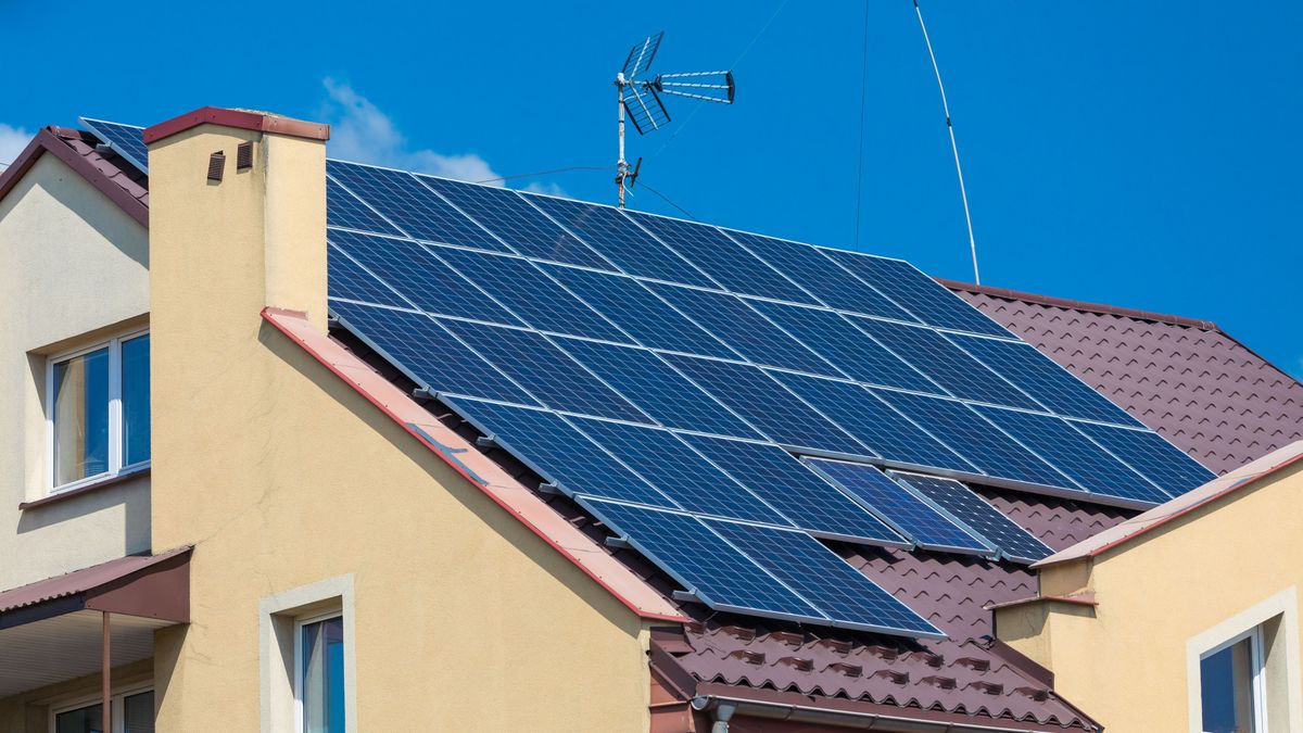 Fotowoltaika w Polsce zyskuje na popularności. Coraz szybciej się zwraca