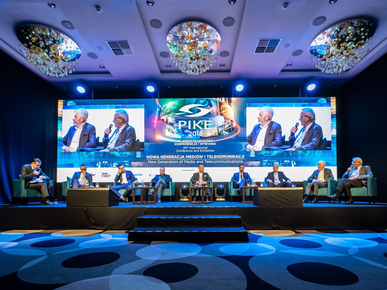 30 lat telewizji kablowej w Polsce