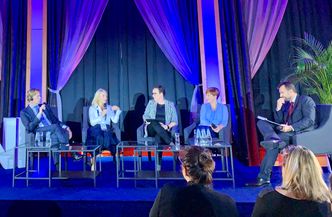 Nowa twarz korporacji. Kontrolujące wszystko firmy przechodzą do lamusa