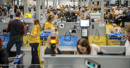 Mężczyzna zwolniony z IKEA zabrał głos. "Szanuję każdego człowieka"