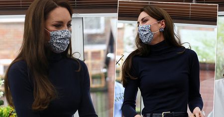 Księżna Kate publicznie smażyła naleśniki. Niestety próba popisania się umiejętnościami nie zakończyła się sukcesem