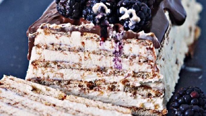 Torcik kremowa uczna. Nie potrzebujesz piekarnika