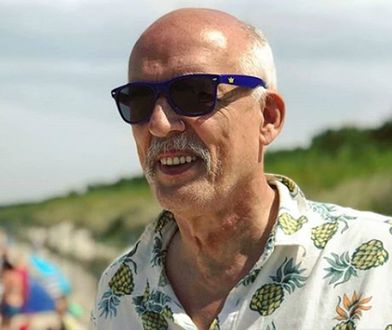 Janusz Korwin-Mikke uratowany na plaży w Łazach. "Pływam jak ryba, w tym kraju nie można się spokojnie utopić"