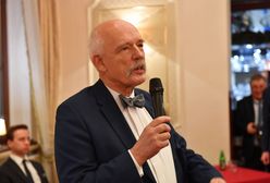 Janusz Korwin-Mikke chce likwidacji 500+. Sam korzysta z pieniędzy podatników