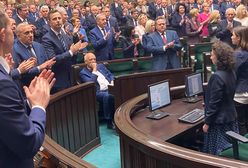 Władimir Putin i spór z Polską. Posłowie wstali z miejsc, Janusz Korwin-Mikke nie