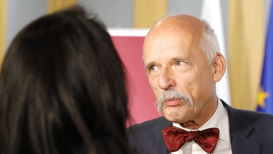 Janusz Korwin-Mikke zabrał głos w sprawie seksafery ze Stefanem Niesiołowskim