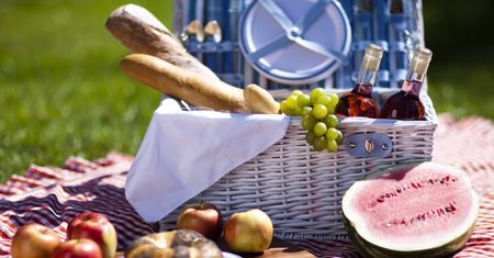 Co zabrać na piknik? 10 pysznych pomysłów