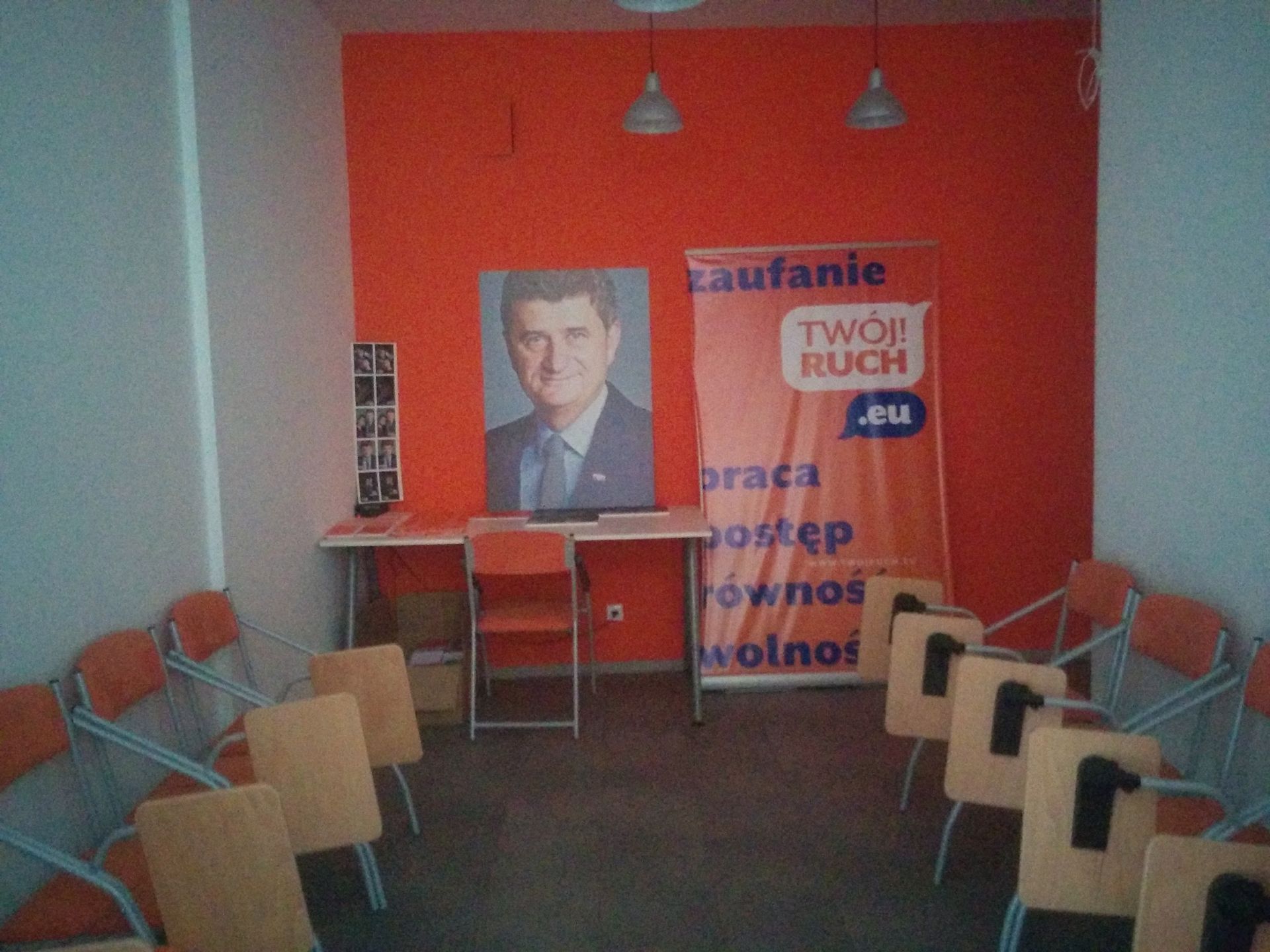 Biuro Krajowe Twojego Ruchu w Warszawie. 24 maja 2017 roku, godz. 8. 