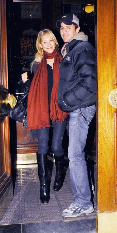 Enrique Iglesias i Anna Kurnikova zostali rodzicami bliźniąt