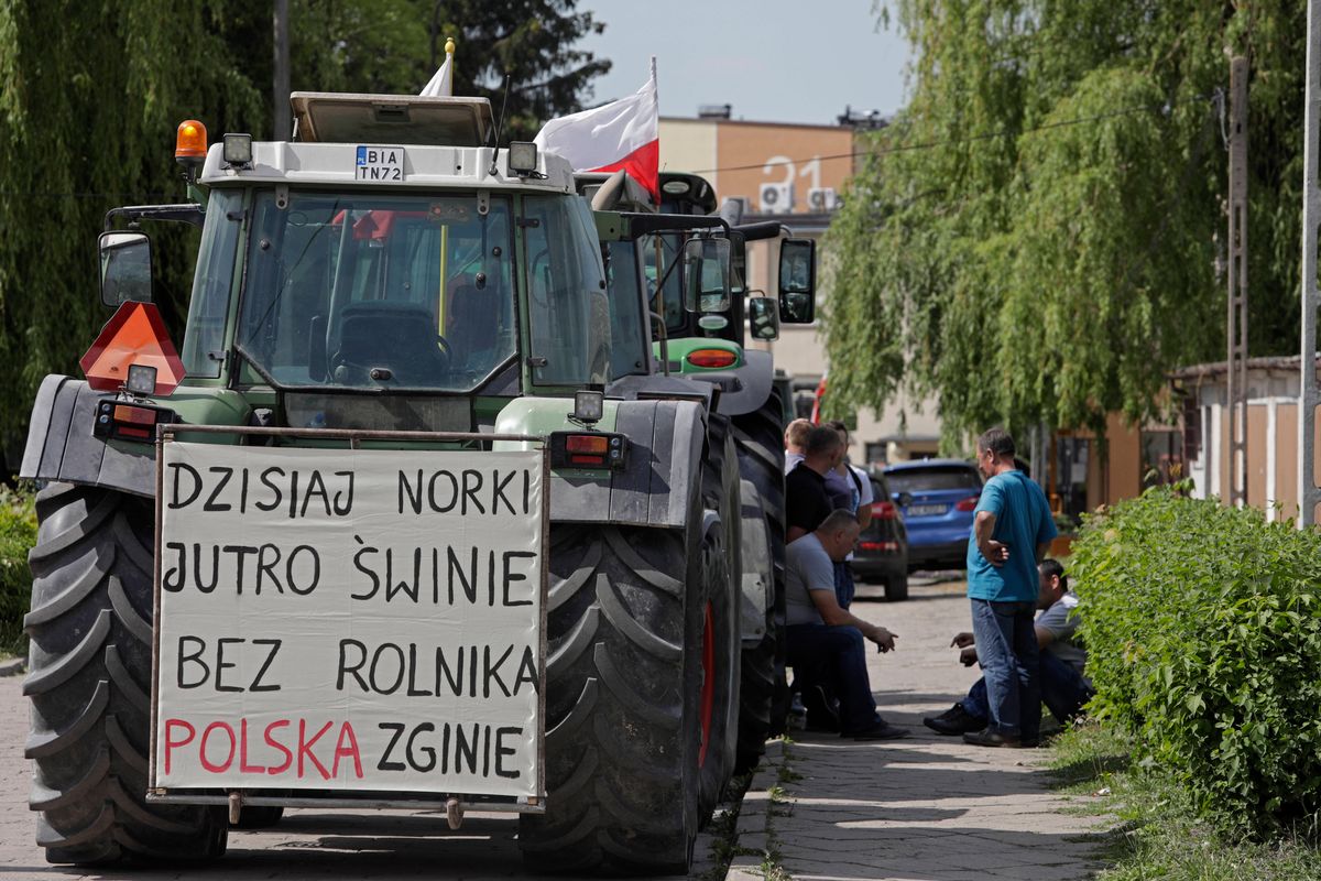 Protest rolników w Warszawie. Manifestujący przejdą pod budynek Kancelarii Premiera