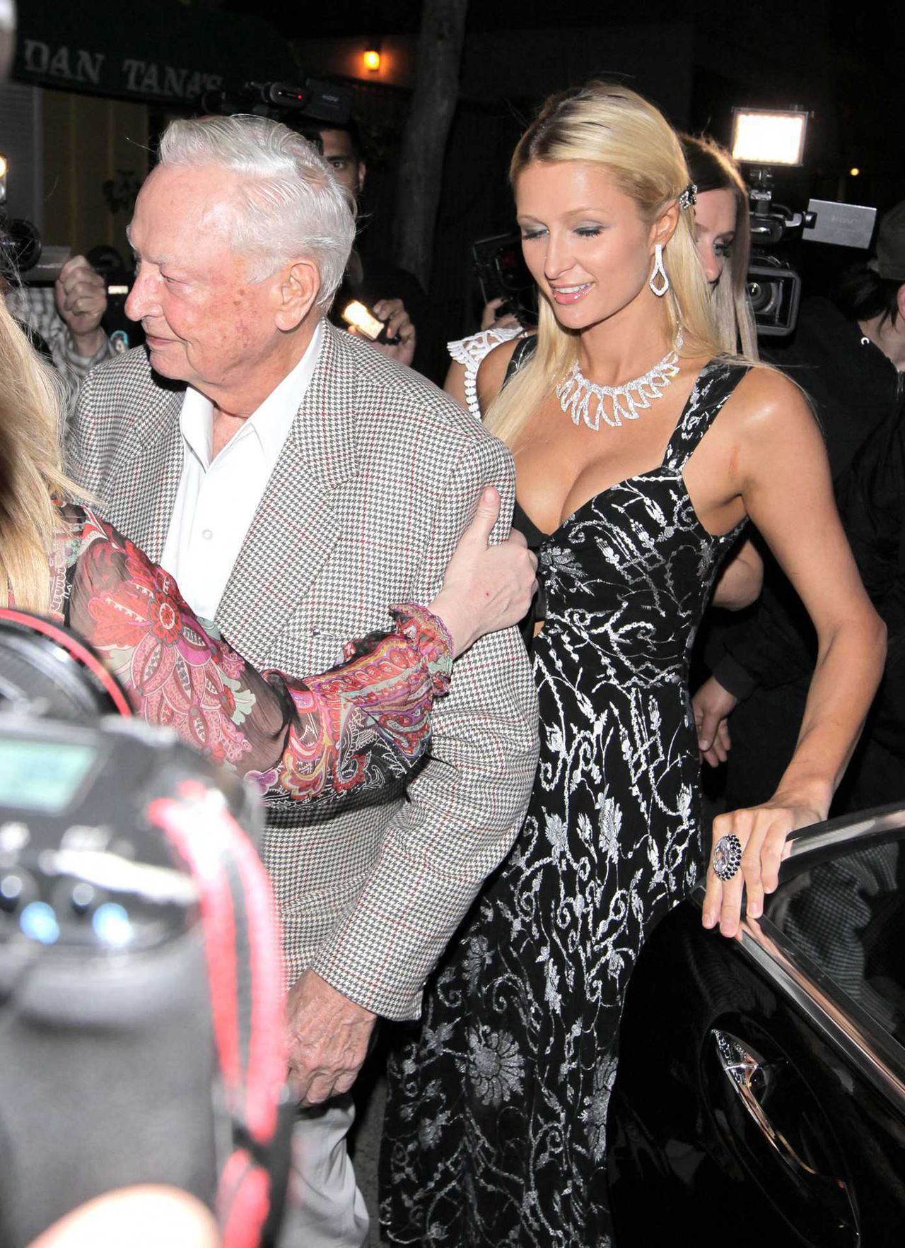 Barron Hilton i Paris Hilton na salonach