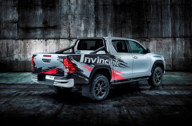 Toyota Hilux Invicible 50 