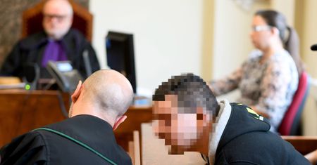 Zmaltretował 2-latkę, bo nie szło mu w grze. Jest wyrok dla 25-latka