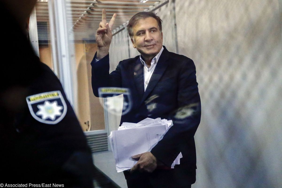 Saakaszwili na razie nie trafi do Ukraińskiego więzienia. Walka polityczna zmieniła się w żenujący spektakl