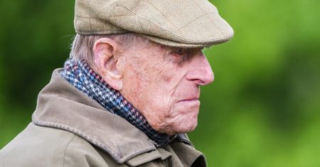 Niespokojny czas u królowej. Książę Filip w szpitalu