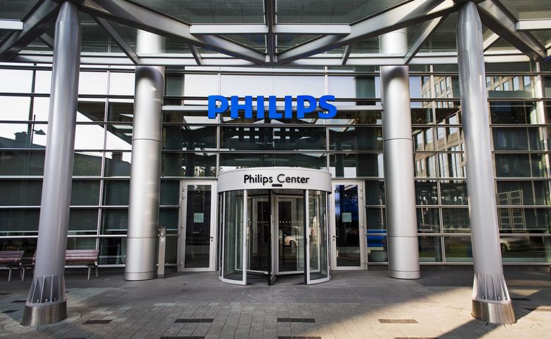 Philips zmienia profil działalności.