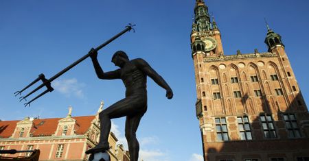 "Imponujące - takie musi być kłamstwo wciskane ludziom"