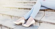 Białe buty nie tylko na ślub. Zobacz, do czego możesz je nosić