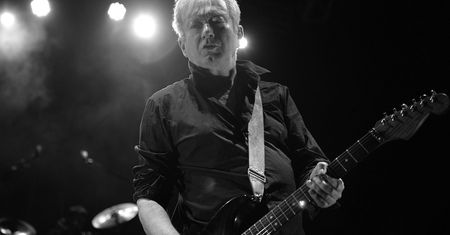Nie żyje Andy Gill. Słynny gitarzysta przegrał z chorobą
