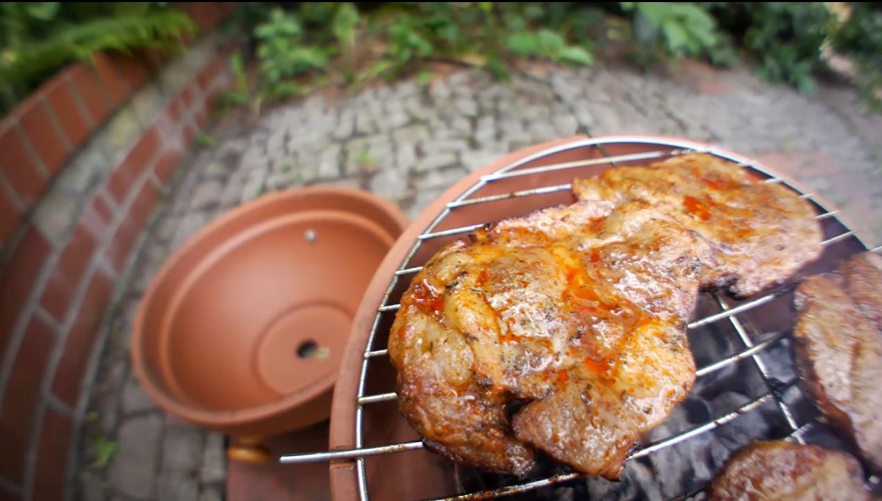 Grillowanie na balkonie z przykrym finałem. Grzywna, areszt a nawet eksmisja