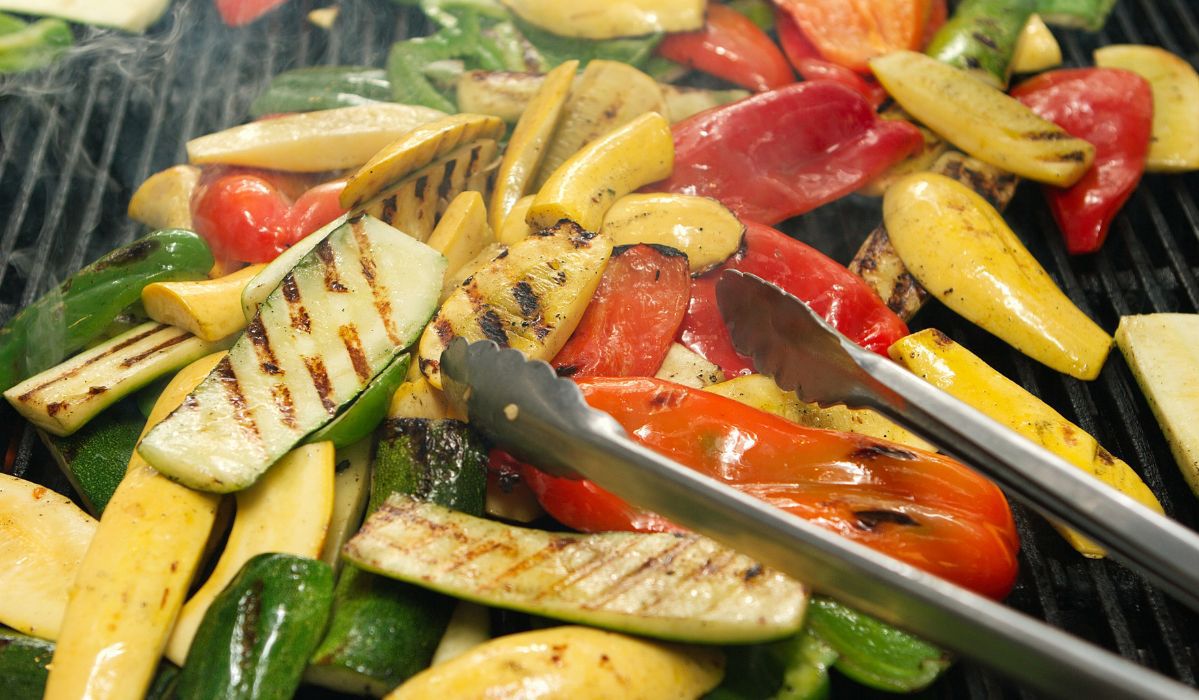 Kreatywne sposoby grillowania warzyw: jak przygotować dania bez mięsa