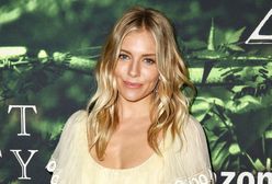 LOOK OF THE DAY: Sienna Miller stawia na falbany