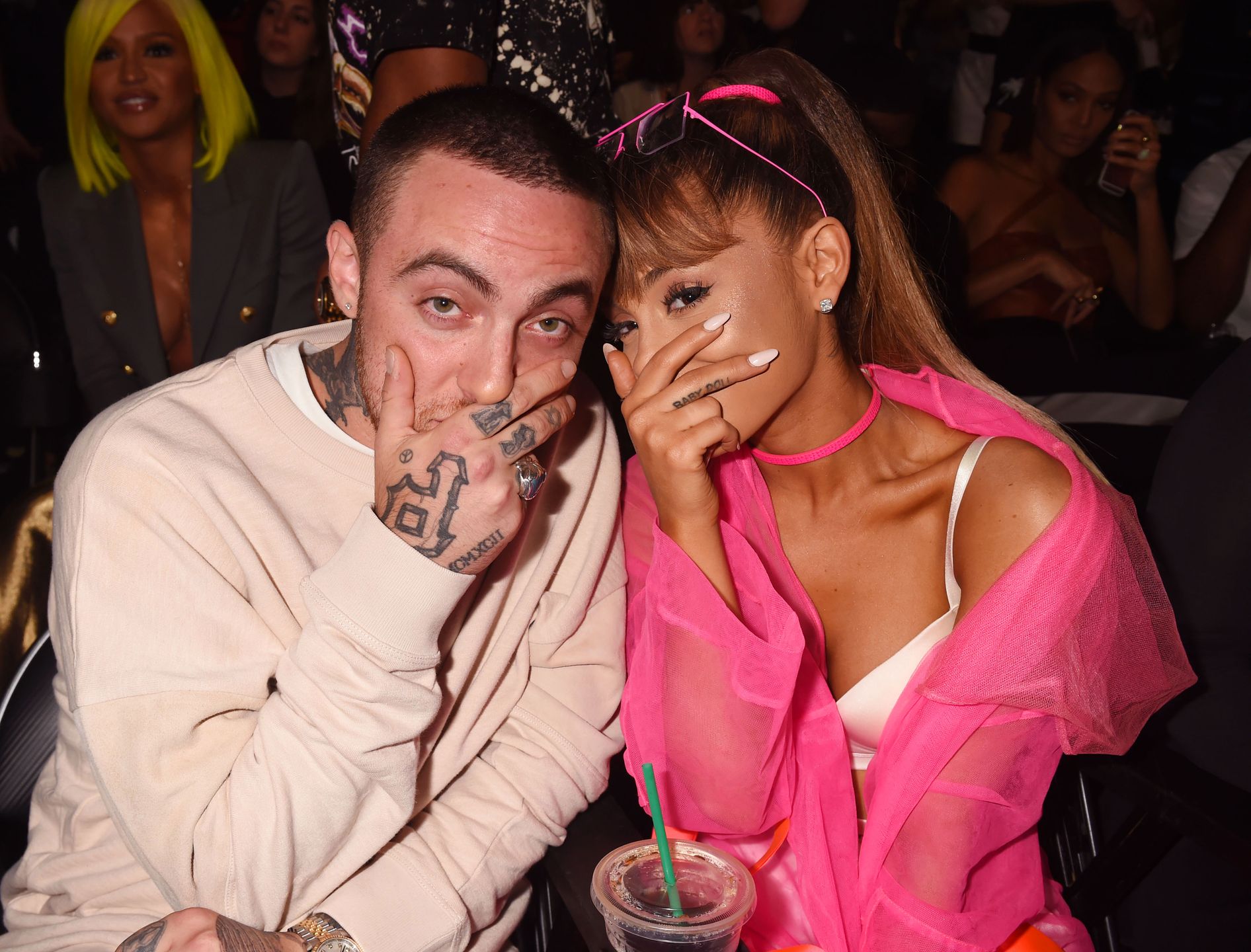 (EXCLUSIVE COVERAGE) poses backstage during the 2016 MTV Video Music Awards at Madison Square Garden on August 28, 2016 in New York City. 