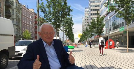 Leszek Miller chwali się sukcesem. Jest wygranym wyborów do Parlamentu Europejskiego