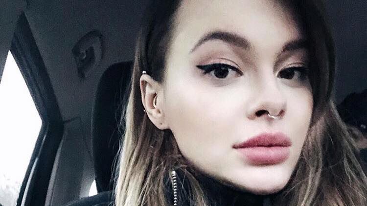 Miller skończyła 23 lata