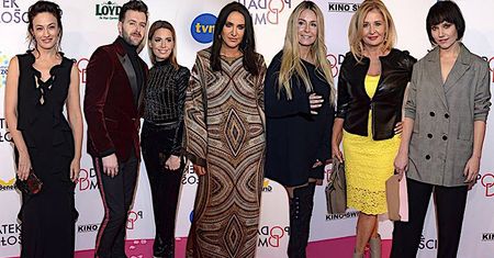 Gwiazdy na premierze filmu "Podatek od miłości": Magdalena Różczka, Małgorzata Rozenek, Kayah, Agnieszka Hyży, Majka Jeżowska