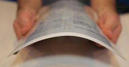 CES 2013: 10,7-calowy tablet z... elastycznego papieru!