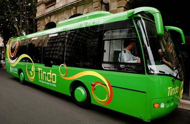 Pierwszy autobus zasilany energią słoneczną