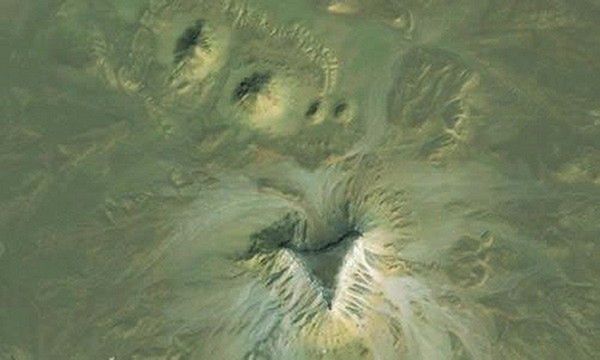 Odkryła starożytne piramidy w... Google Earth